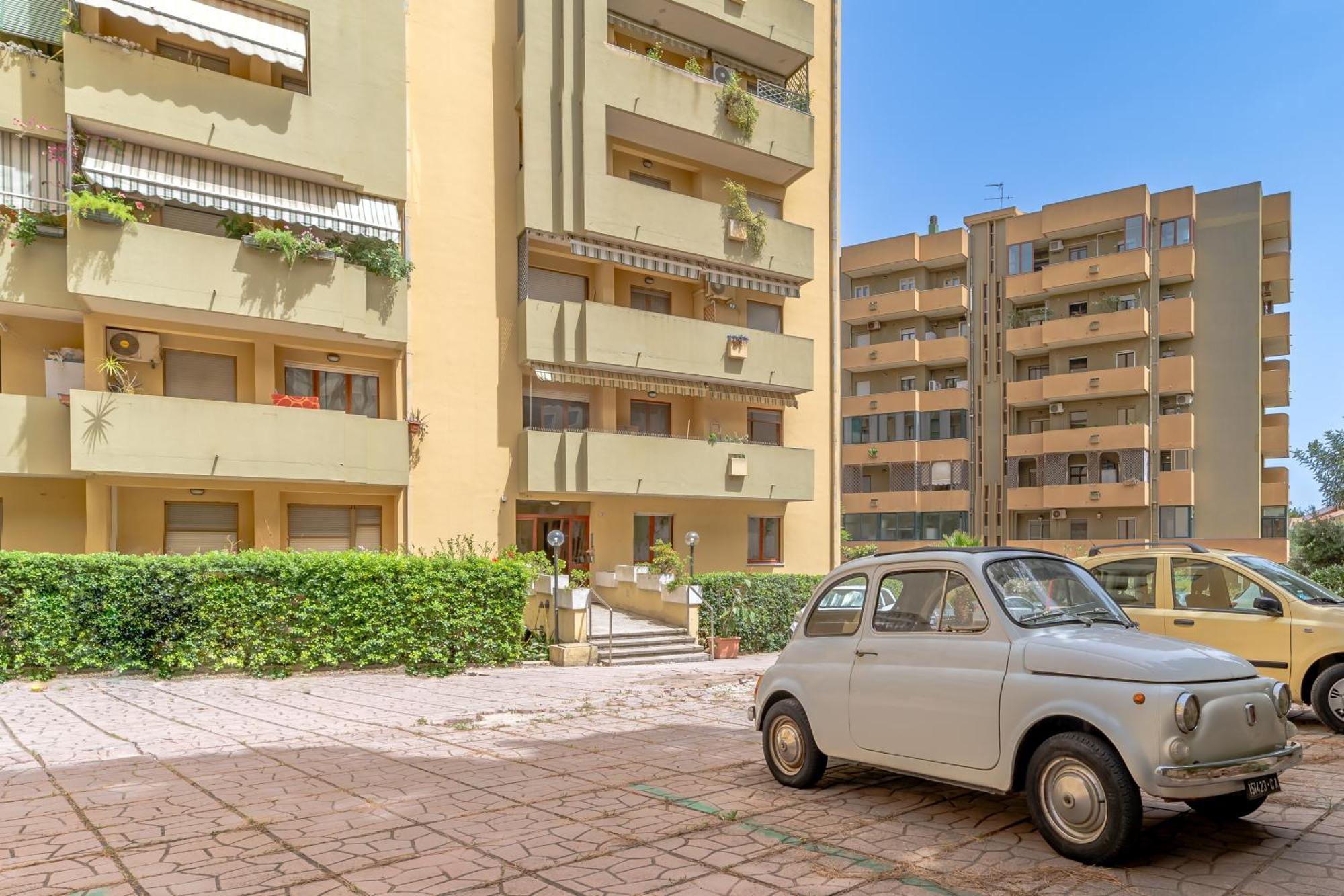 Kalbia Apartment Or Rooms Renovated, Functional, Intimate And More Cagliari Exterior foto